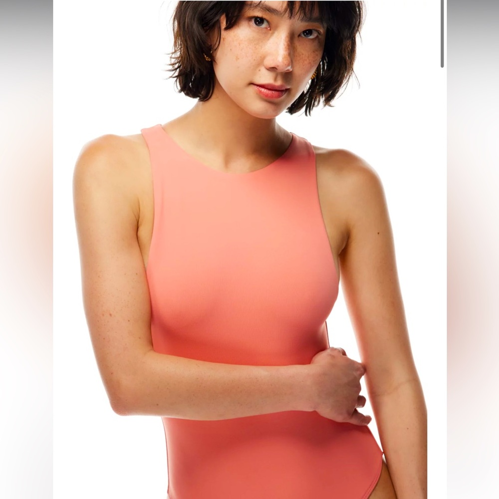 Aritzia contour bodysuit